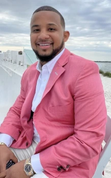 Kelvin Martínez, Founder and CEO of MWireless